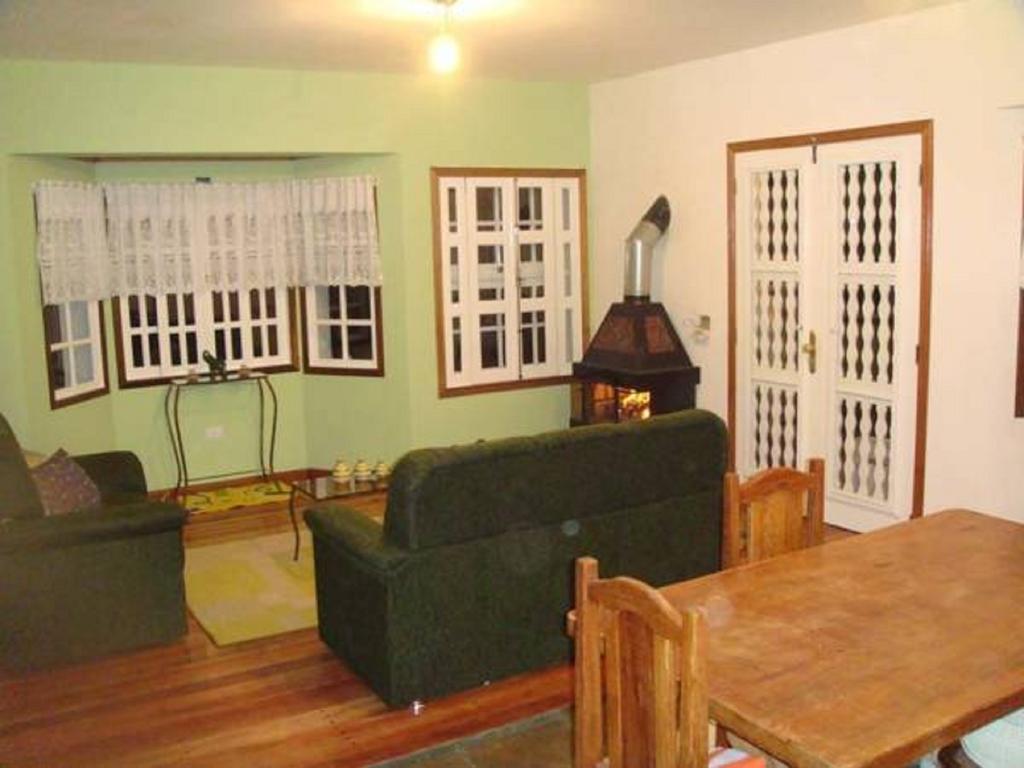 Casa Do Esquilo Campos Do Jordao Area Externa De 2000 M2 Villa Bilik gambar