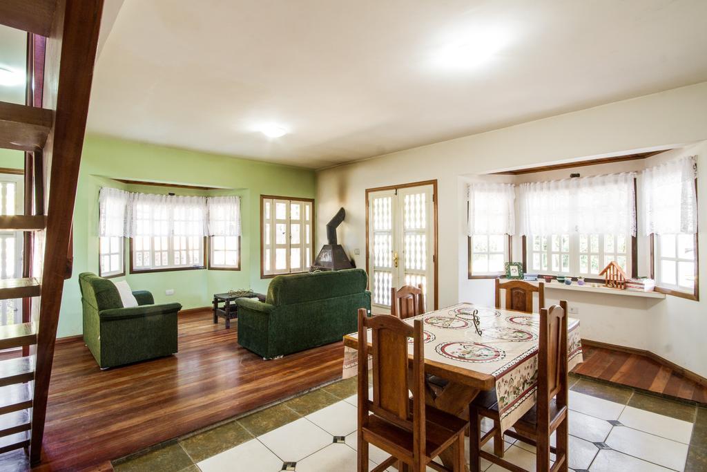 Casa Do Esquilo Campos Do Jordao Area Externa De 2000 M2 Villa Luaran gambar